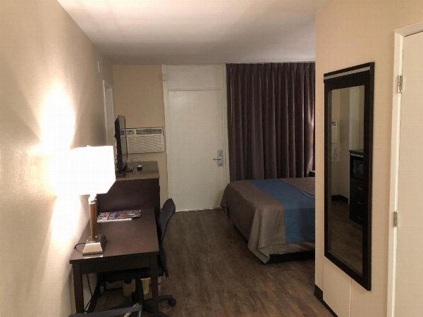 Inn Of Long Beach image 4